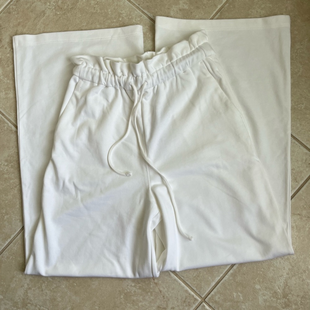 Express 💌 White Wide-leg Joggers